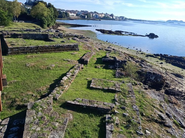 Castelo da Lúa, Spain